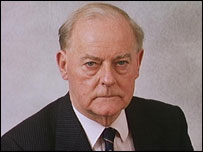 JIm Molyneaux, former leader of the Ulster Unionists, a man who had a mouth, a British government wag once observed, like a duck's arse.....