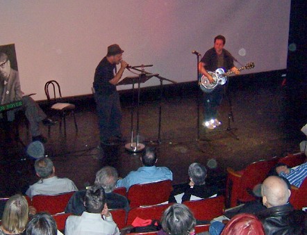 Seth Geoldman extemporises with a witty song at Sandy's memorial